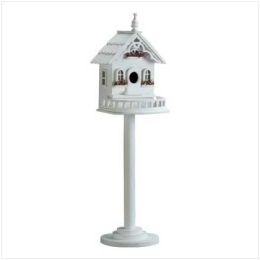 Freestanding Victorian Birdhouse