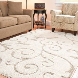 Hand-woven Ultimate Cream/ Beige Shag Rug (5'3 x 7'6)